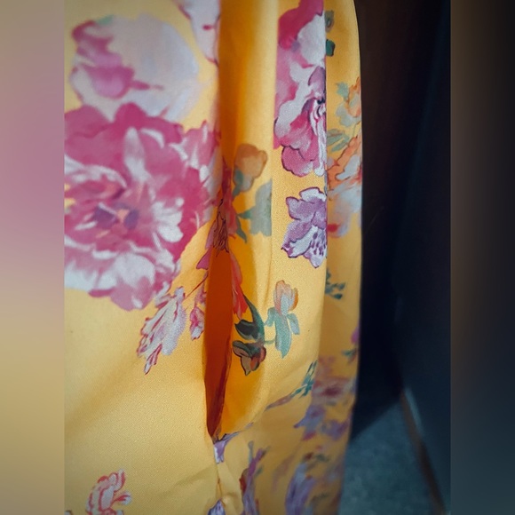 DONATED! Yellow Bustier Roses Dress / SUNDRESS - Picture 6 of 8